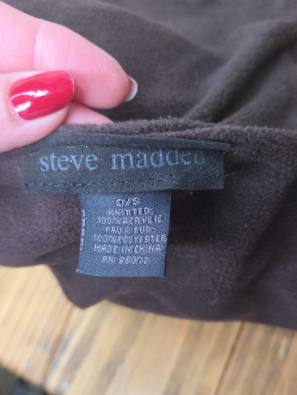 Steve Madden. Beige Faux Fur Earflap Hat with Multicolor Knit Ears. OSFA. EUC
